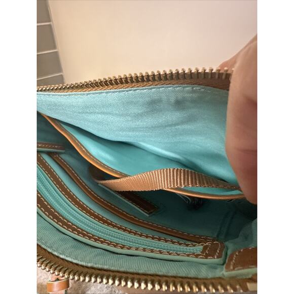 2020 Disney Epcot Flower & Garden Festival Dooney & Bourke Crossbody Bag Purse - Picture 8 of 13